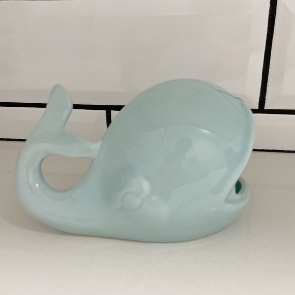 99% NEW SOAP HOLDER - Picture 1 of 6